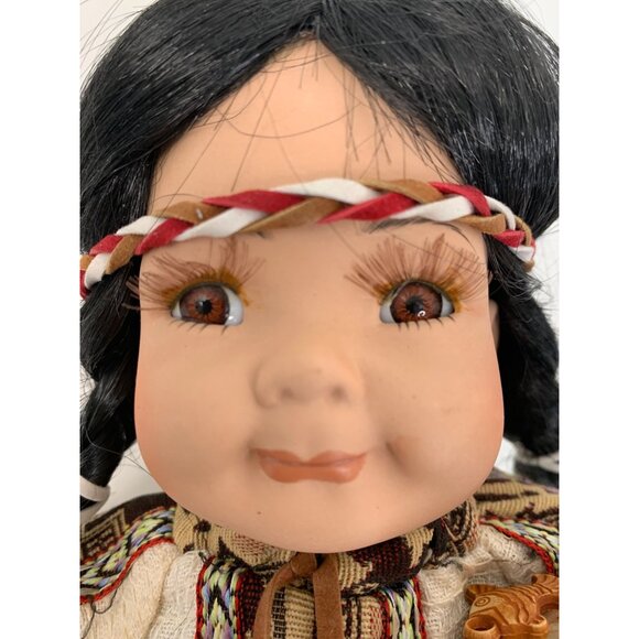 VTG 80s Handmade Native American Ceramic Display Doll Fish Basket Braids 8705 - Picture 2 of 13